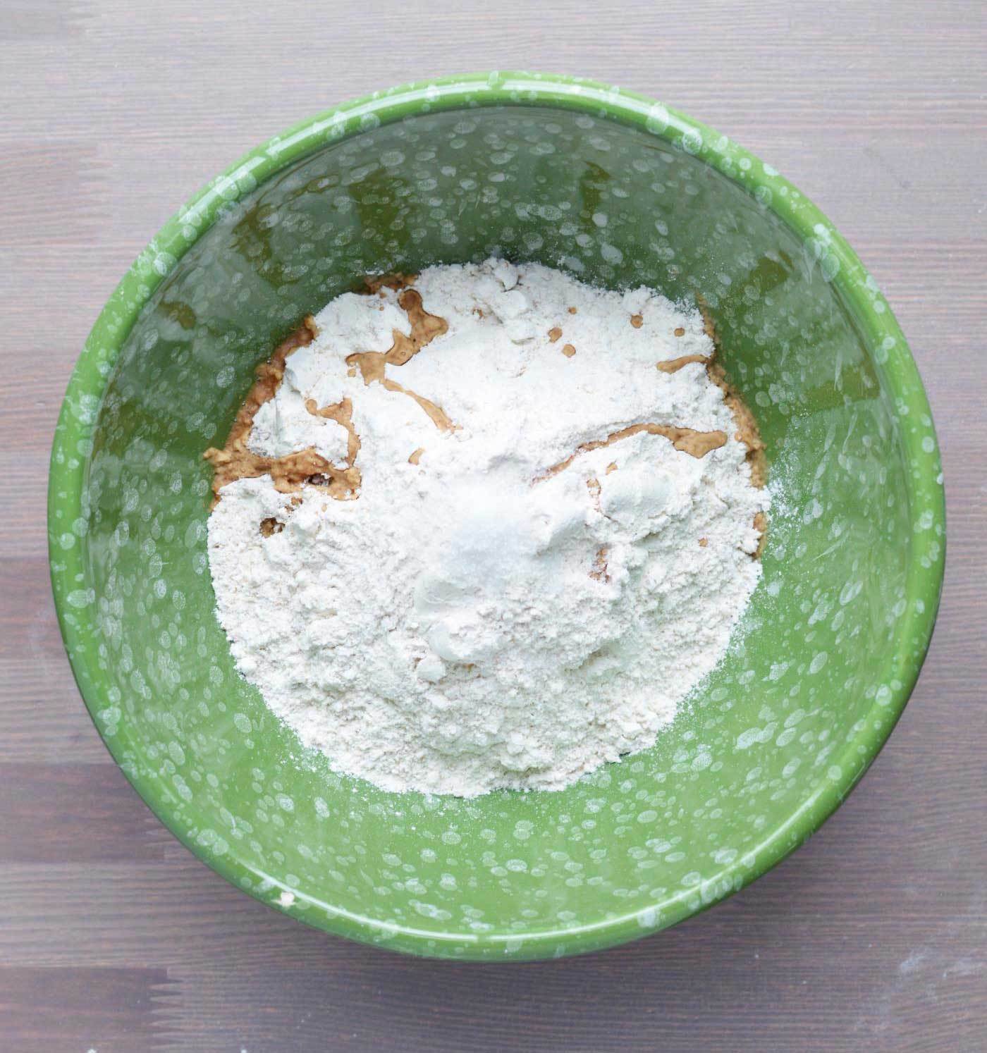 how to make vegan shortbread with essential oils via @skimbaco 