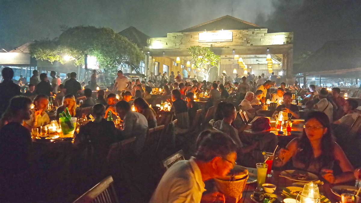 Menega Cafe Jimbaran Beach, Bali