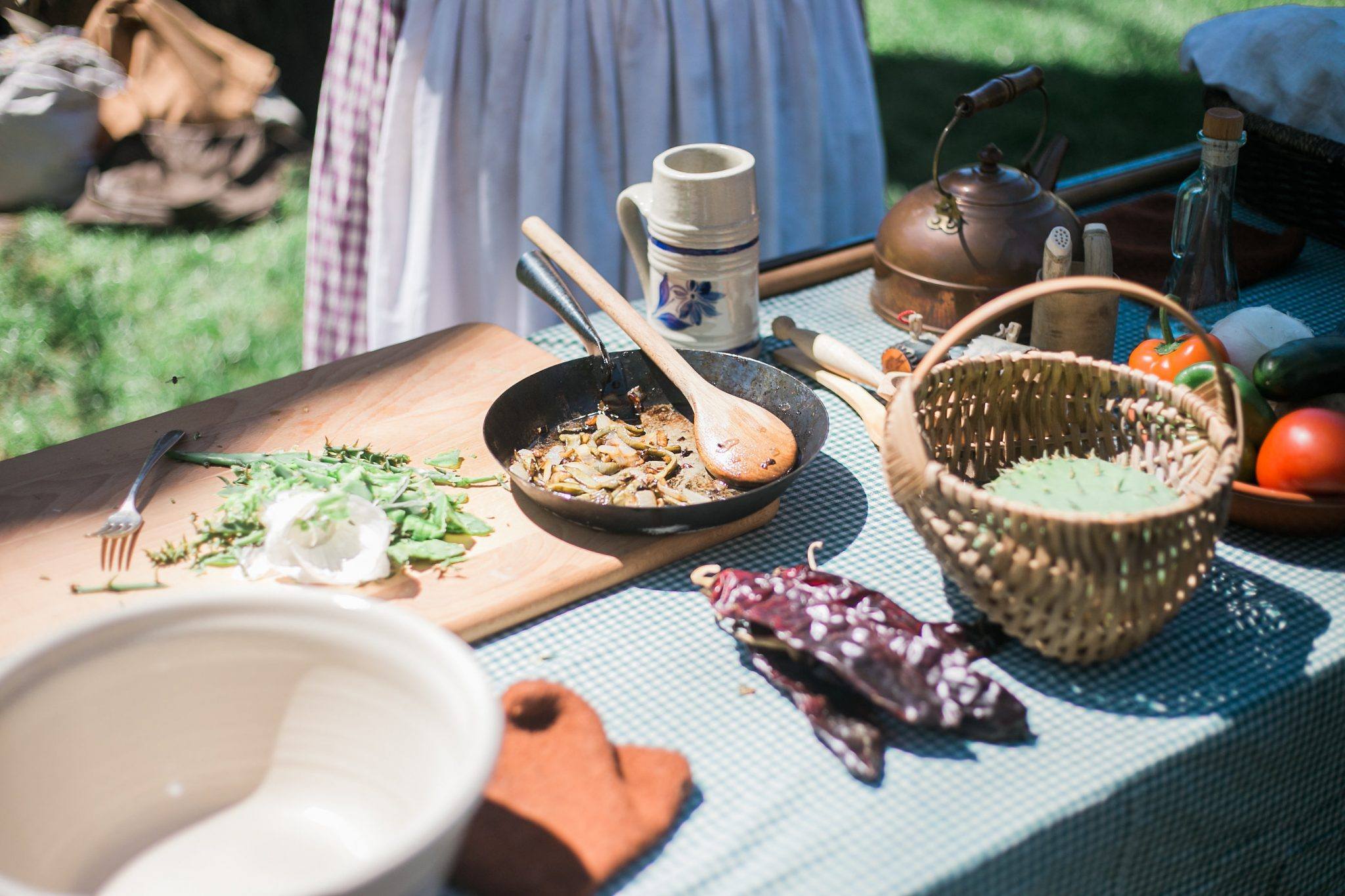  the peaceful and impressive Alamo Gardens. Behind the stone walls lie 4 acres of green space in which you can rest your feet, marvel at the incredible plant life and even hear tidbits about the Alamo and the city of San Antonio from the historical reenactors.