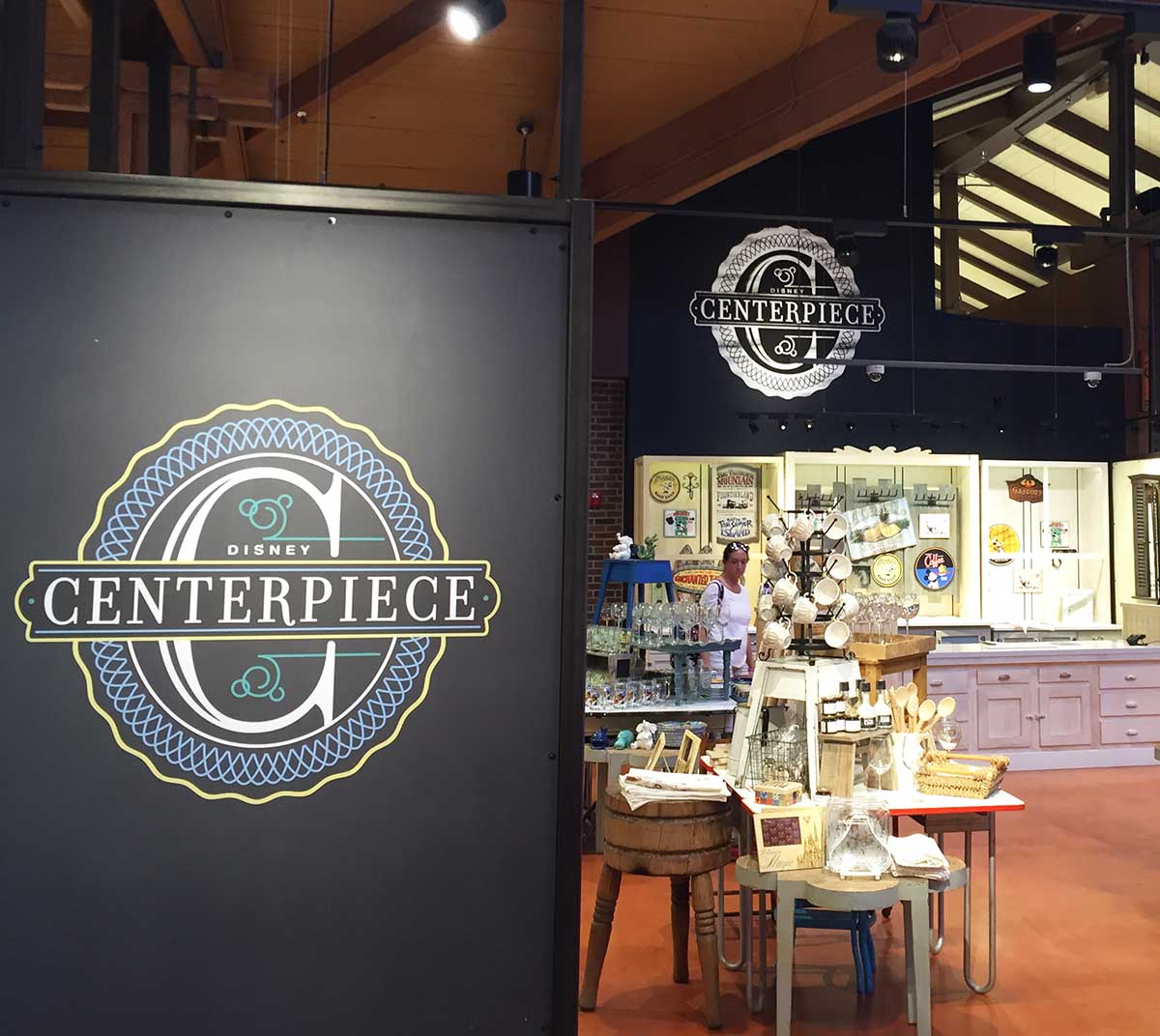 Disney Centerpiece shop at Disney Springs