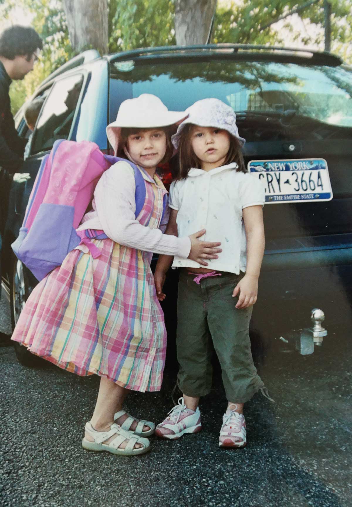 girls-and-volvo-in-new-york