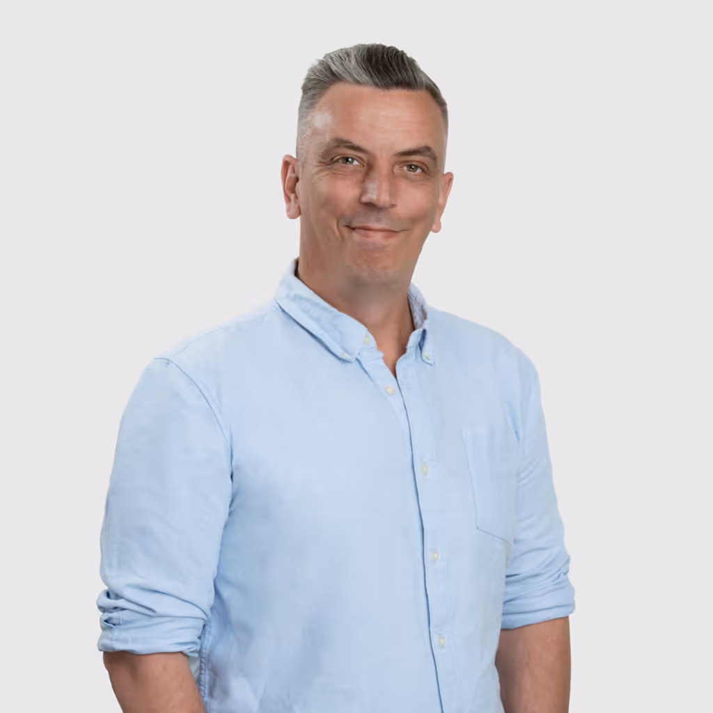 [team] image of individual team member (for a productivity tools business)