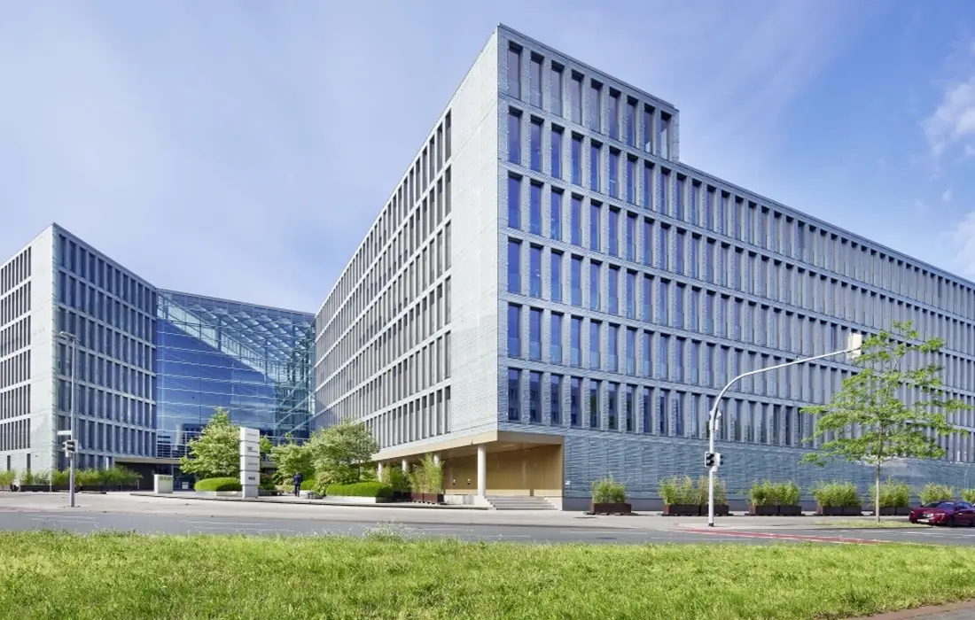 Hauptsitz der VHV Gruppe