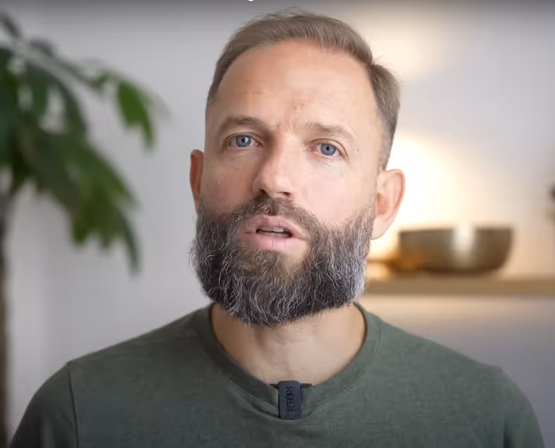 Angelo Vaira durante una diretta