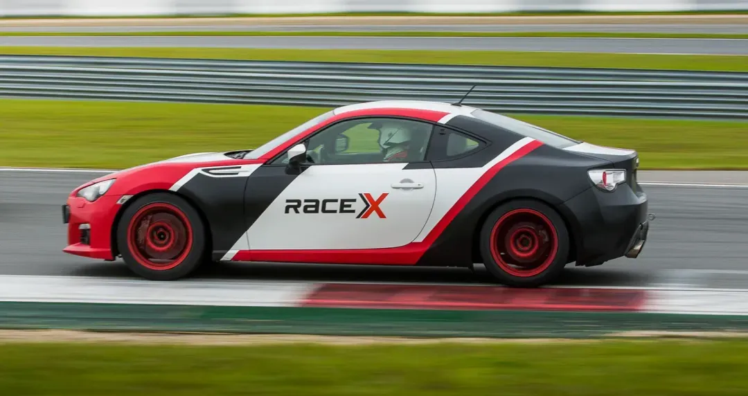 SUBARU BRZ / TOYOTA GT86