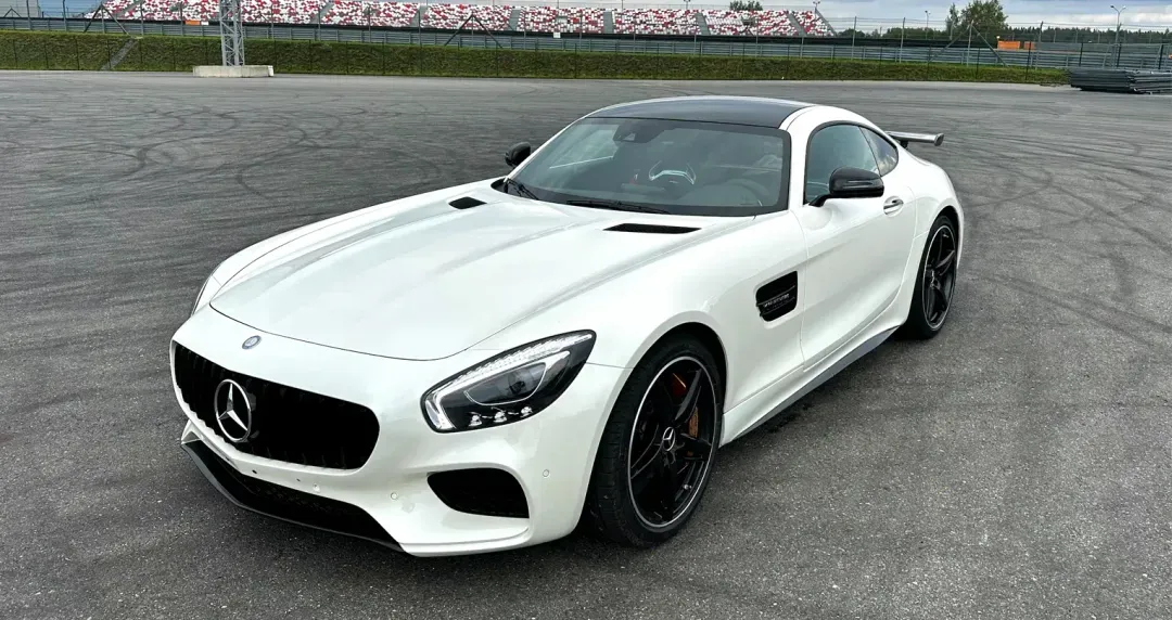 MERCEDES-BENZ AMG GTS
