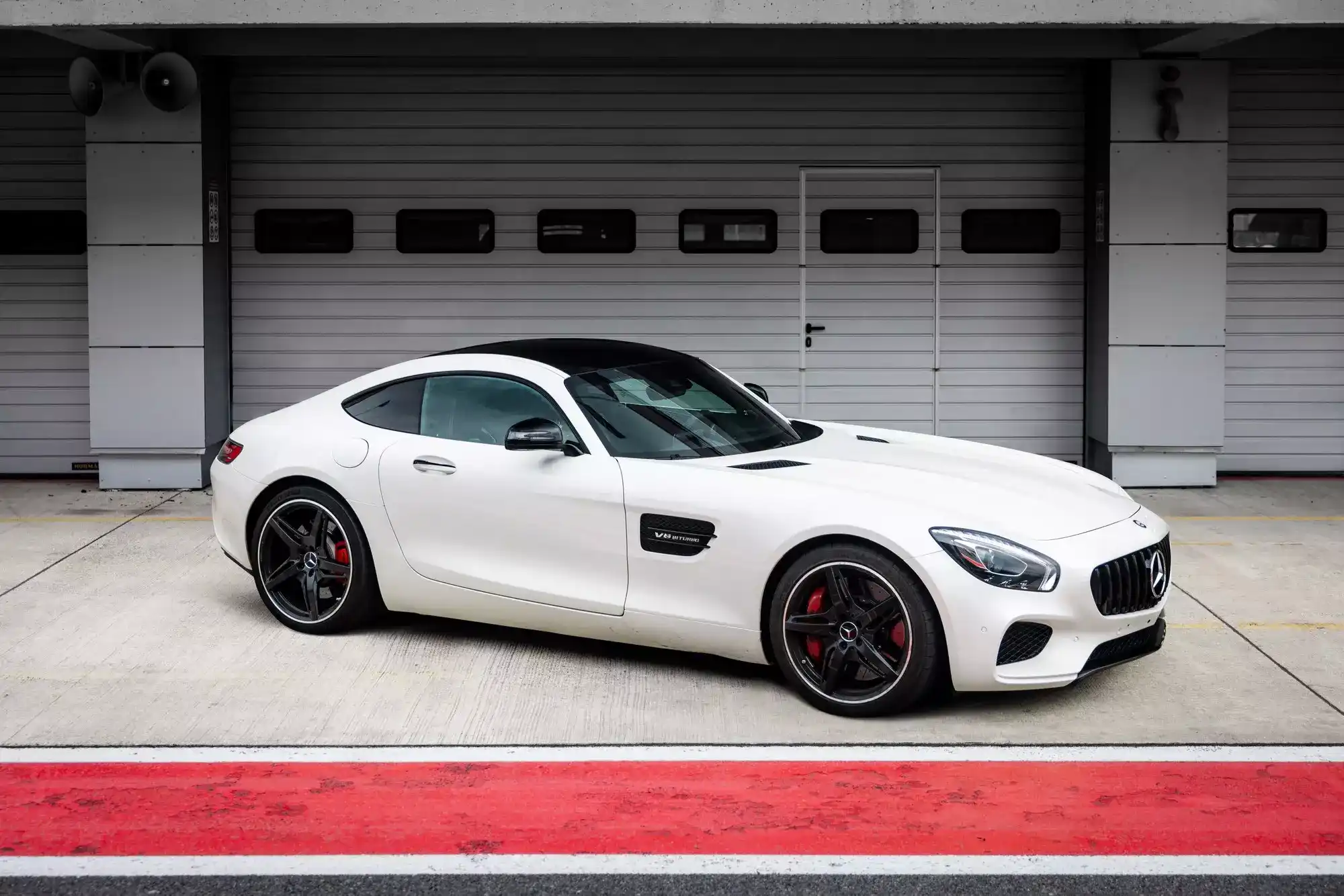 MERCEDES-BENZ AMG GTS