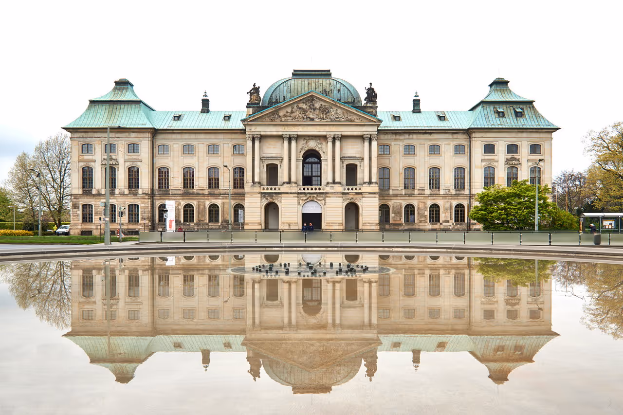 Frontalaufnahme Japanisches Palais Dresden