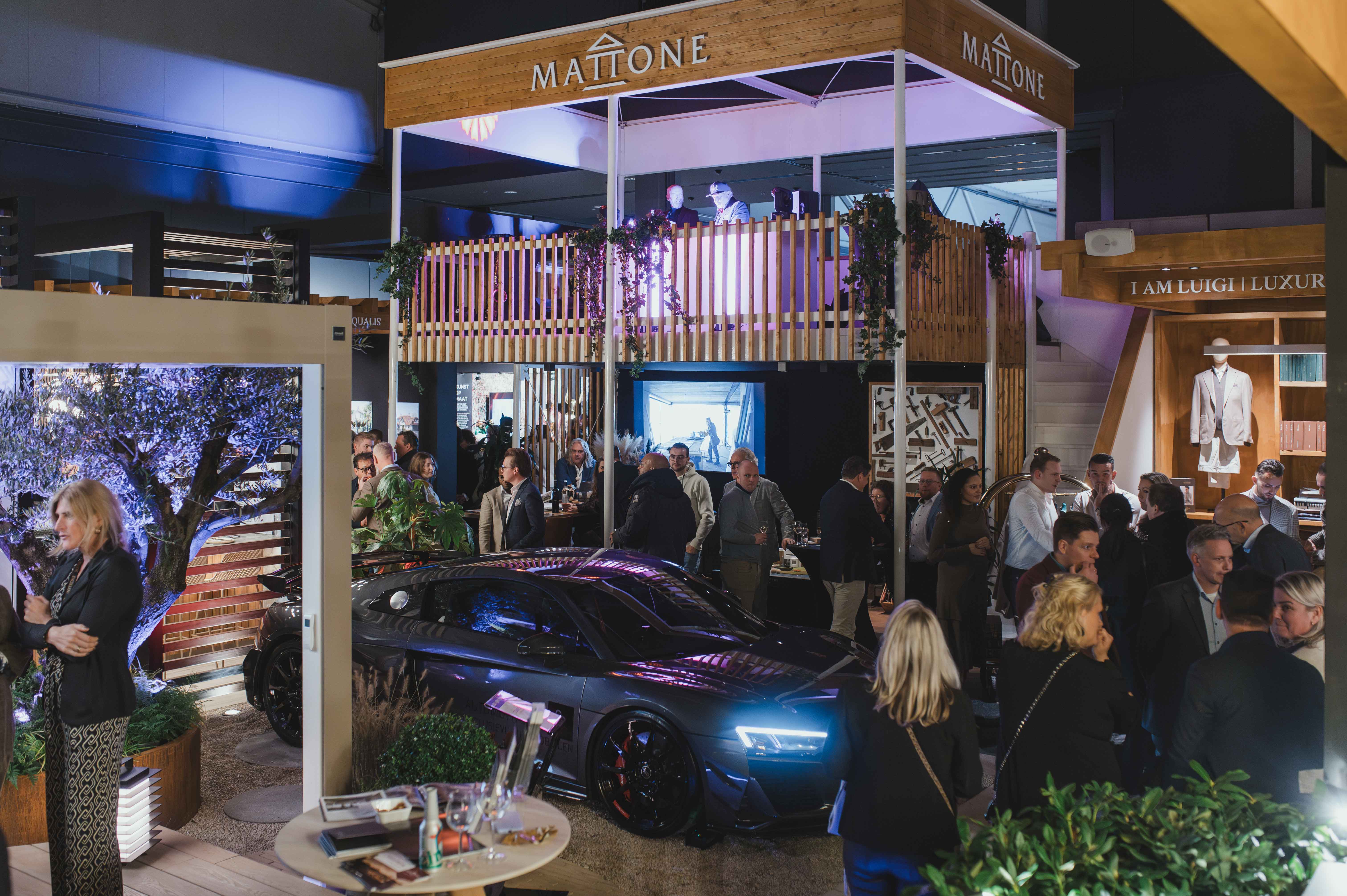 image of shopping aisle in store (for a home goods store)