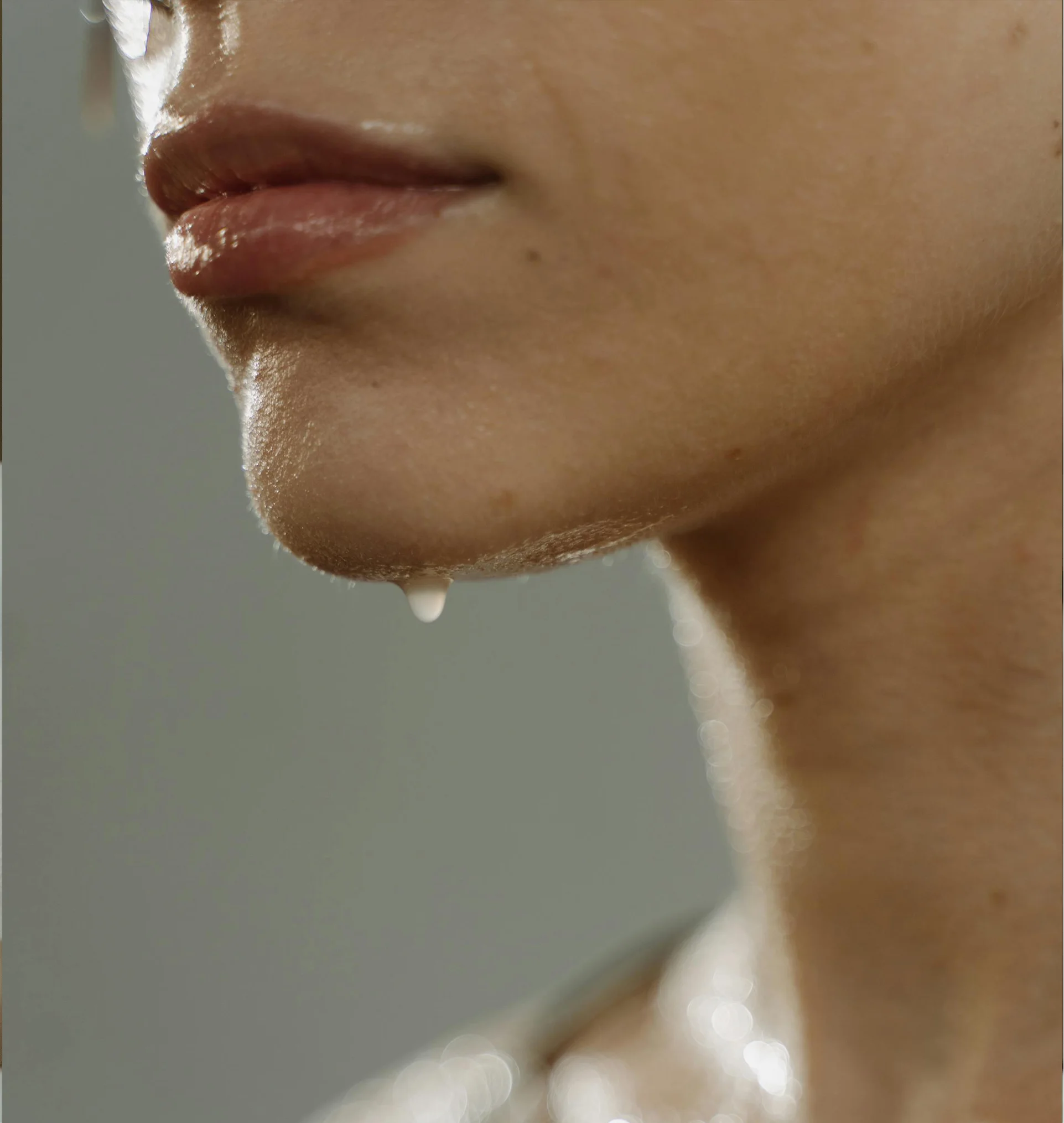 Masaż twarzy z olejem migdałowym – rytuał Stress Relief