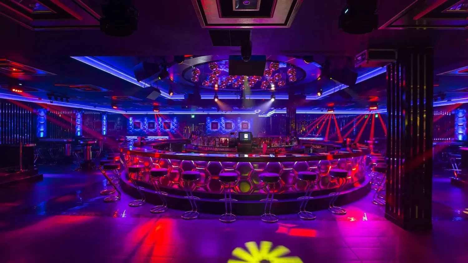 Geluidsinstallaties voor clubs, dans cafées en concert zalen