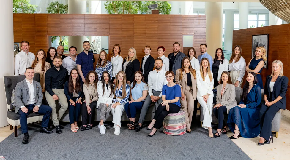 KOMAR Real Estate team