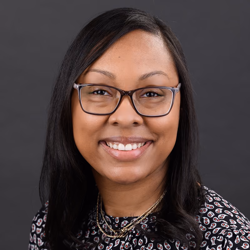 katrina arnold headshot