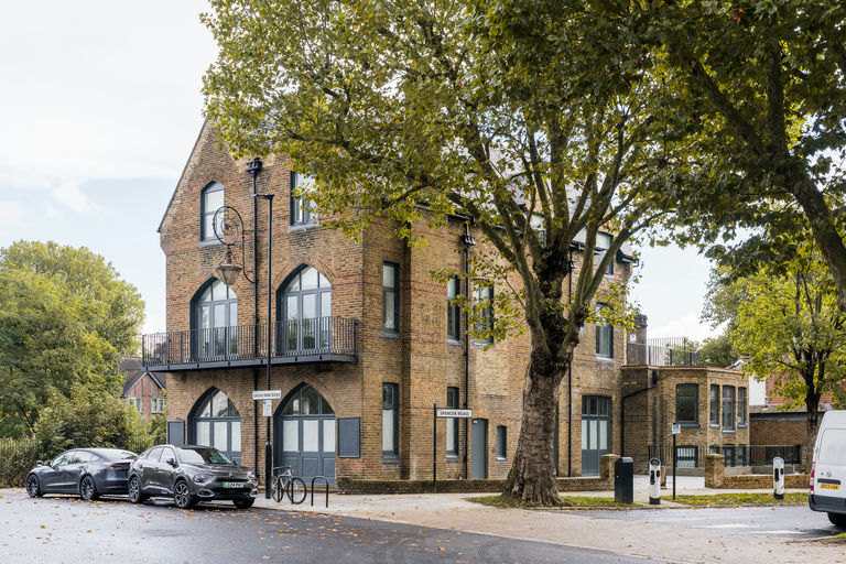 Chiswick External 002.jpg