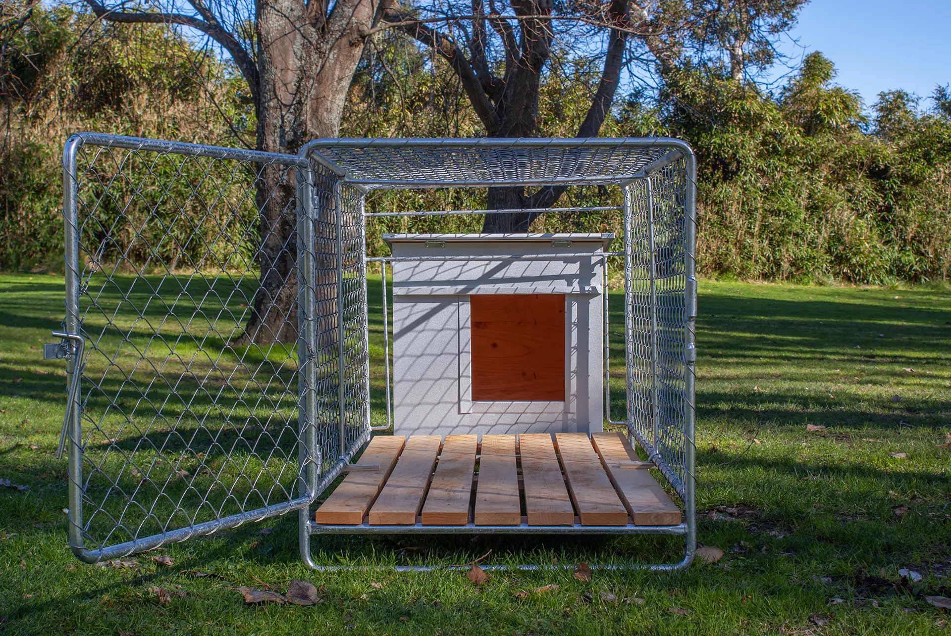 Five Star dog run gate – galvanised steel gate for kennel and run enclosures