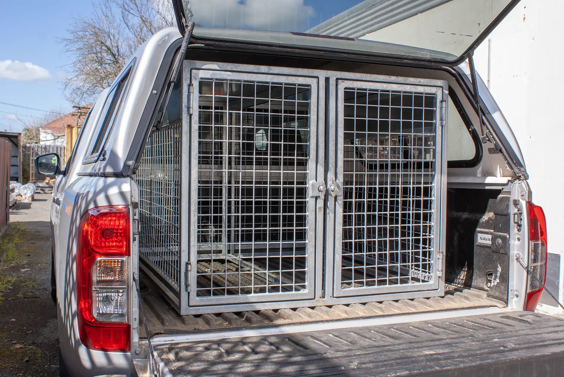 Heavy-duty dog travel cage – secure transport crate made in New Zealand
