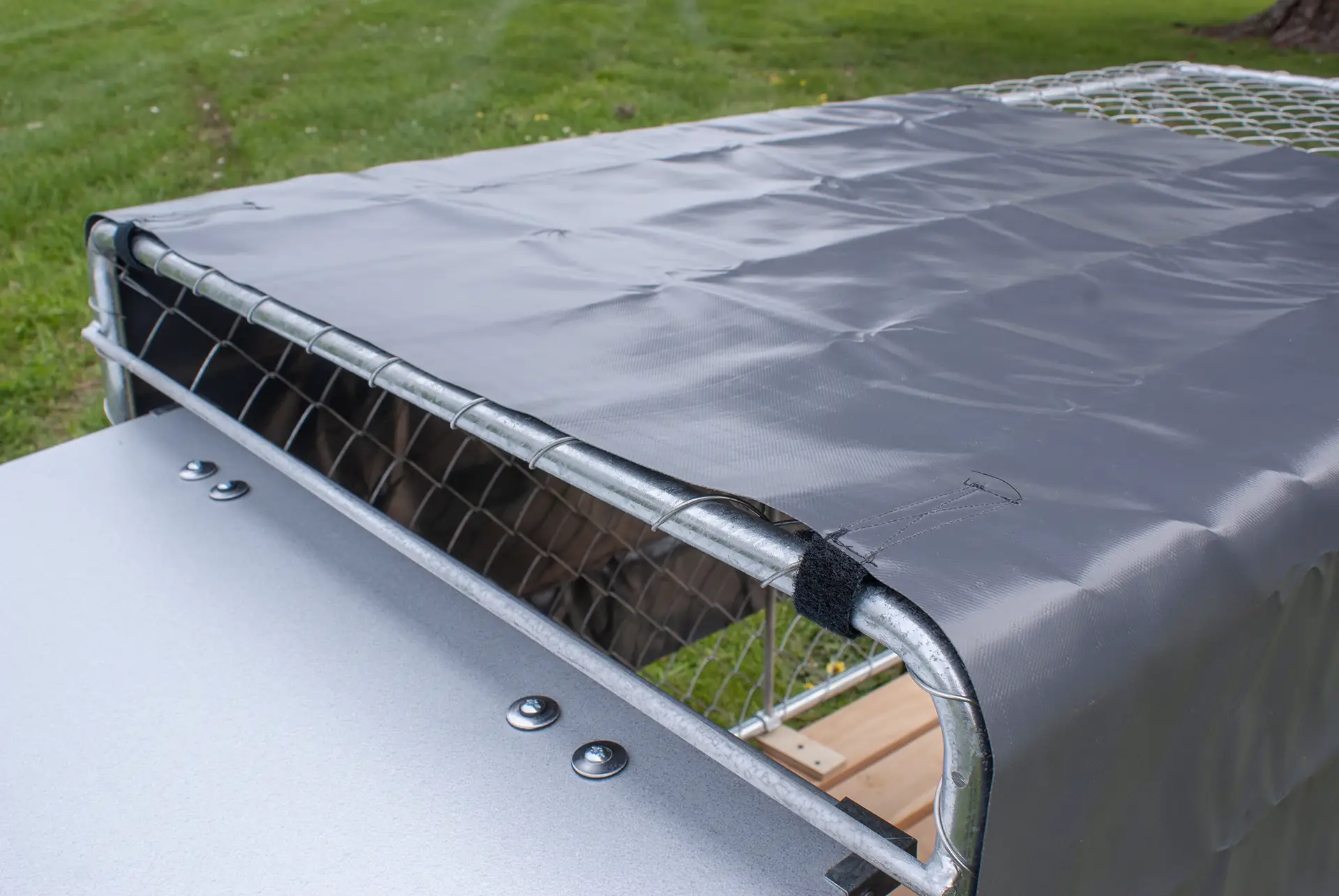 Protect your dogs from the weather with our Five Star Vinyl Covers