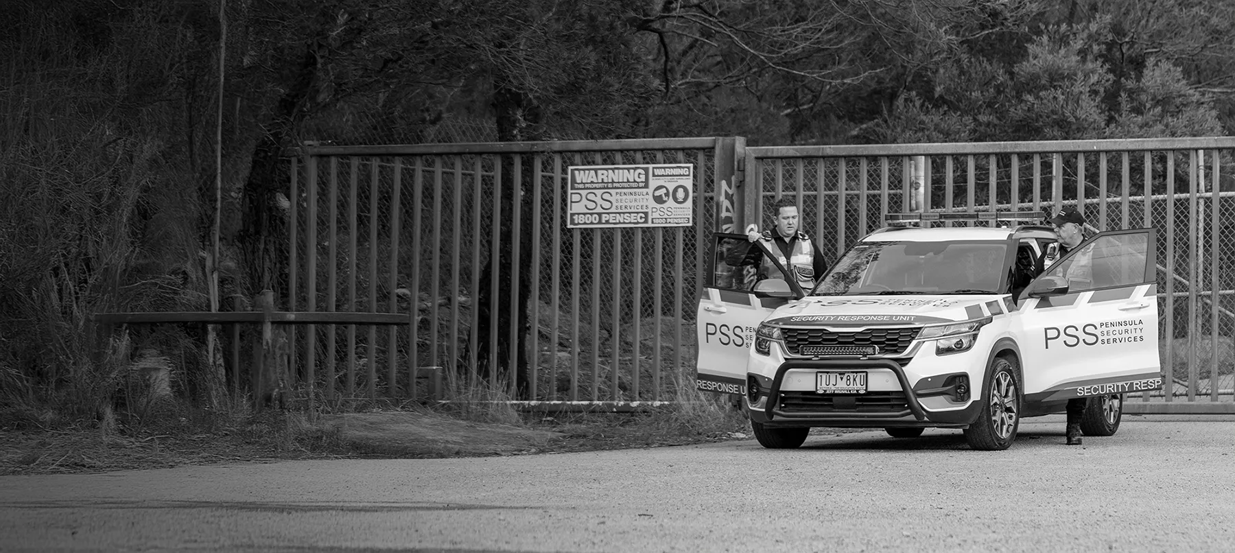Peninsula Security services vehicle at clients gate
