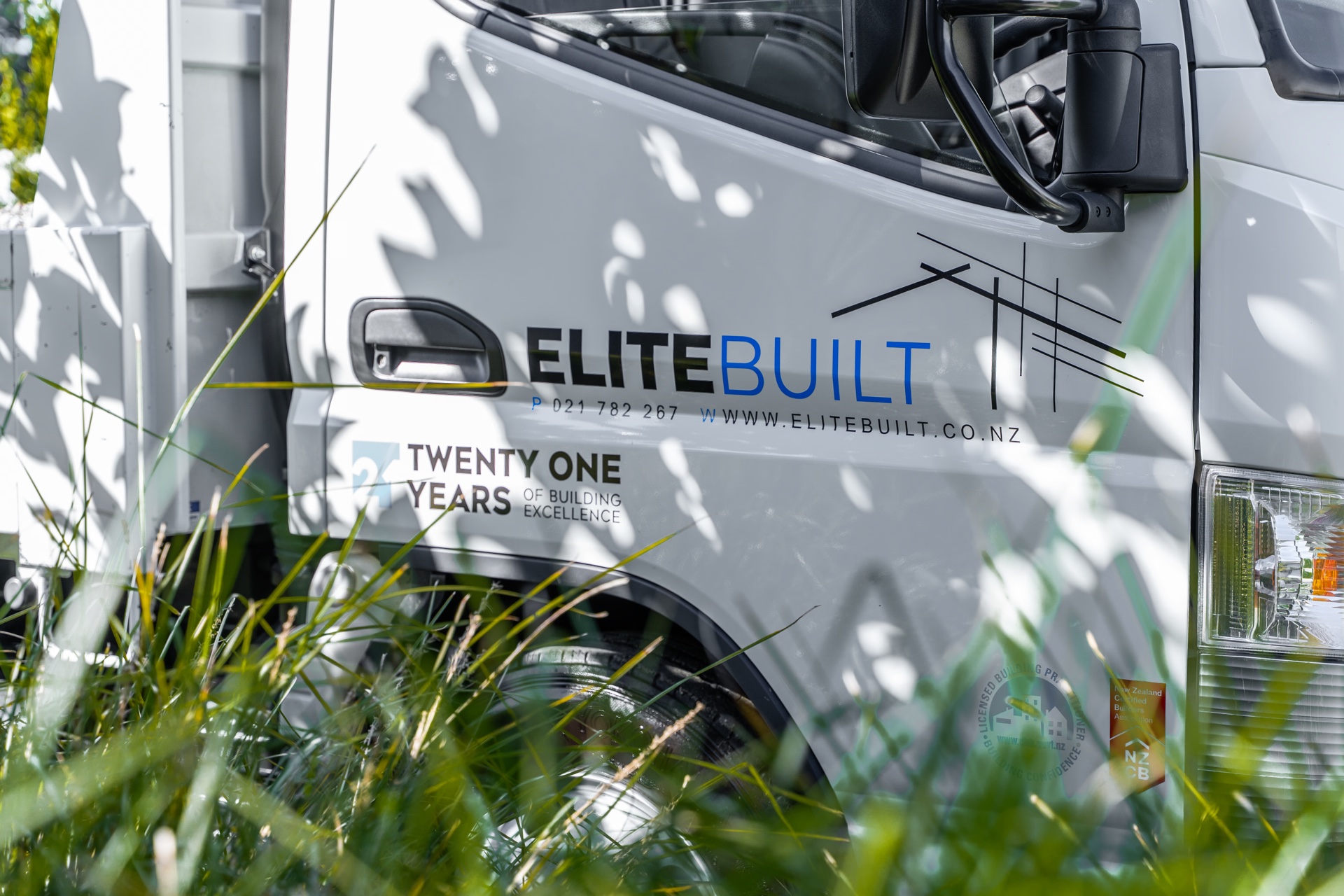 Authentic brand film and photo library for Elite Built, a local Canterbury builder. Made for website, socials, quotes, and tenders.