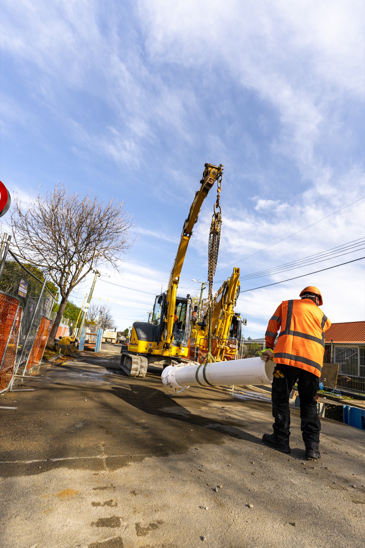 Video and photography for LB Civil on a Waltham sewer renewal with Fulton Hogan. Motion graphics explaining pipe bursting, plus 82 edited photos.