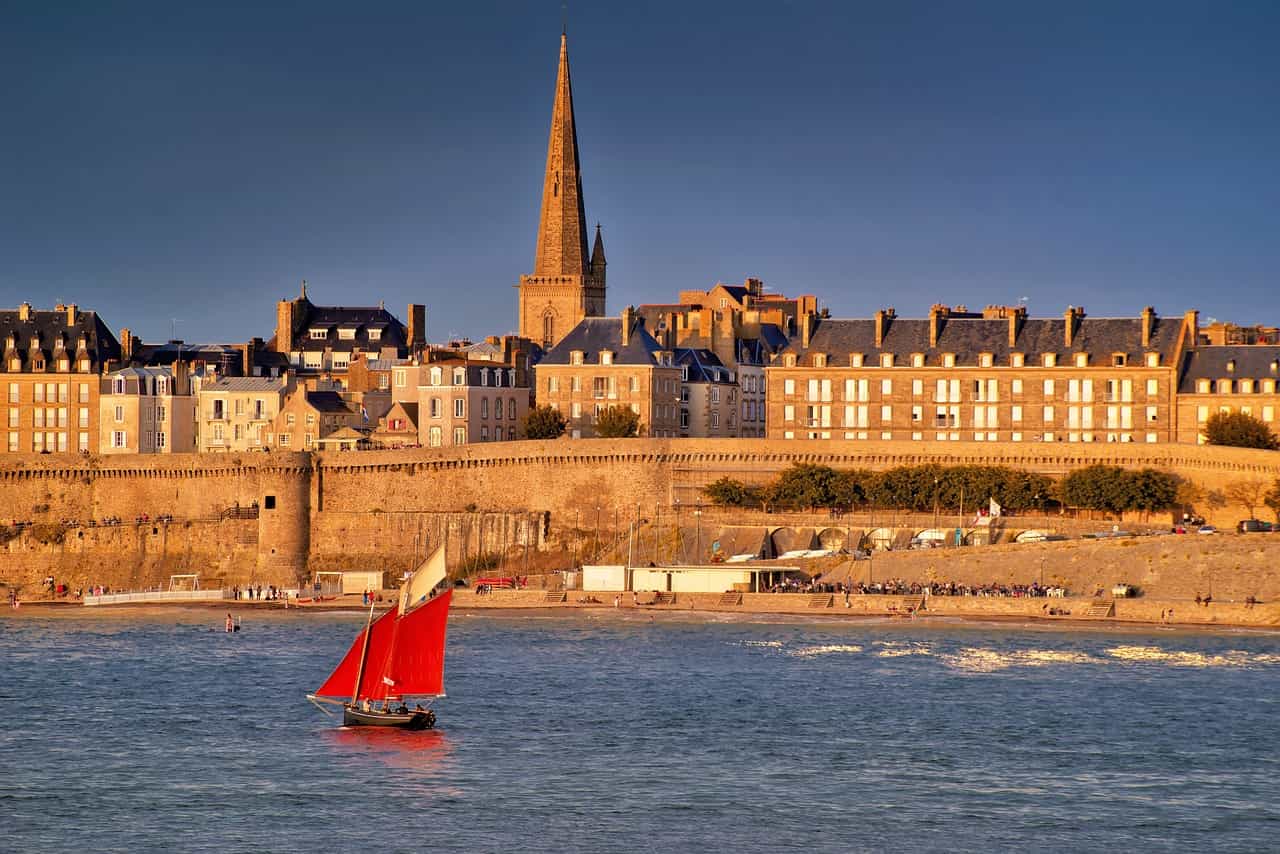 Installateur de panneaux solaires à Saint Malo
