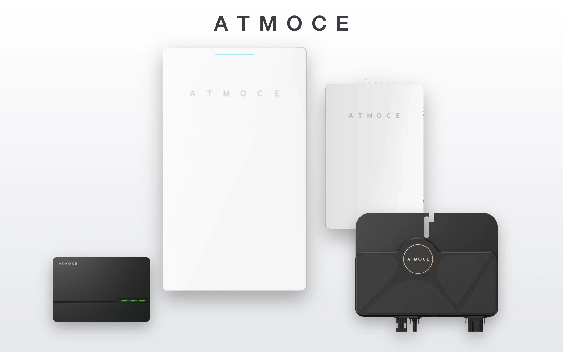 Gamme Atmoce installée par Avenir Eco en Ille-et-Vilaine : batterie M-ELV 7 kWh, boîtier M-Backup, micro-onduleur série MI et passerelle M-Gateway