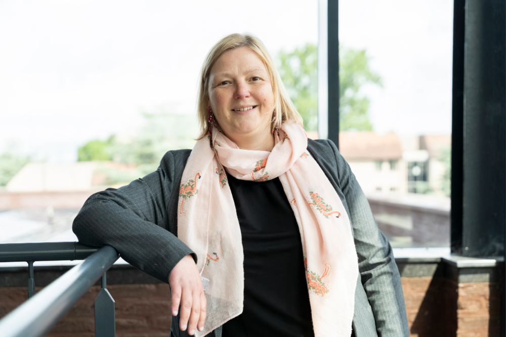 Dr. Inge Brans
