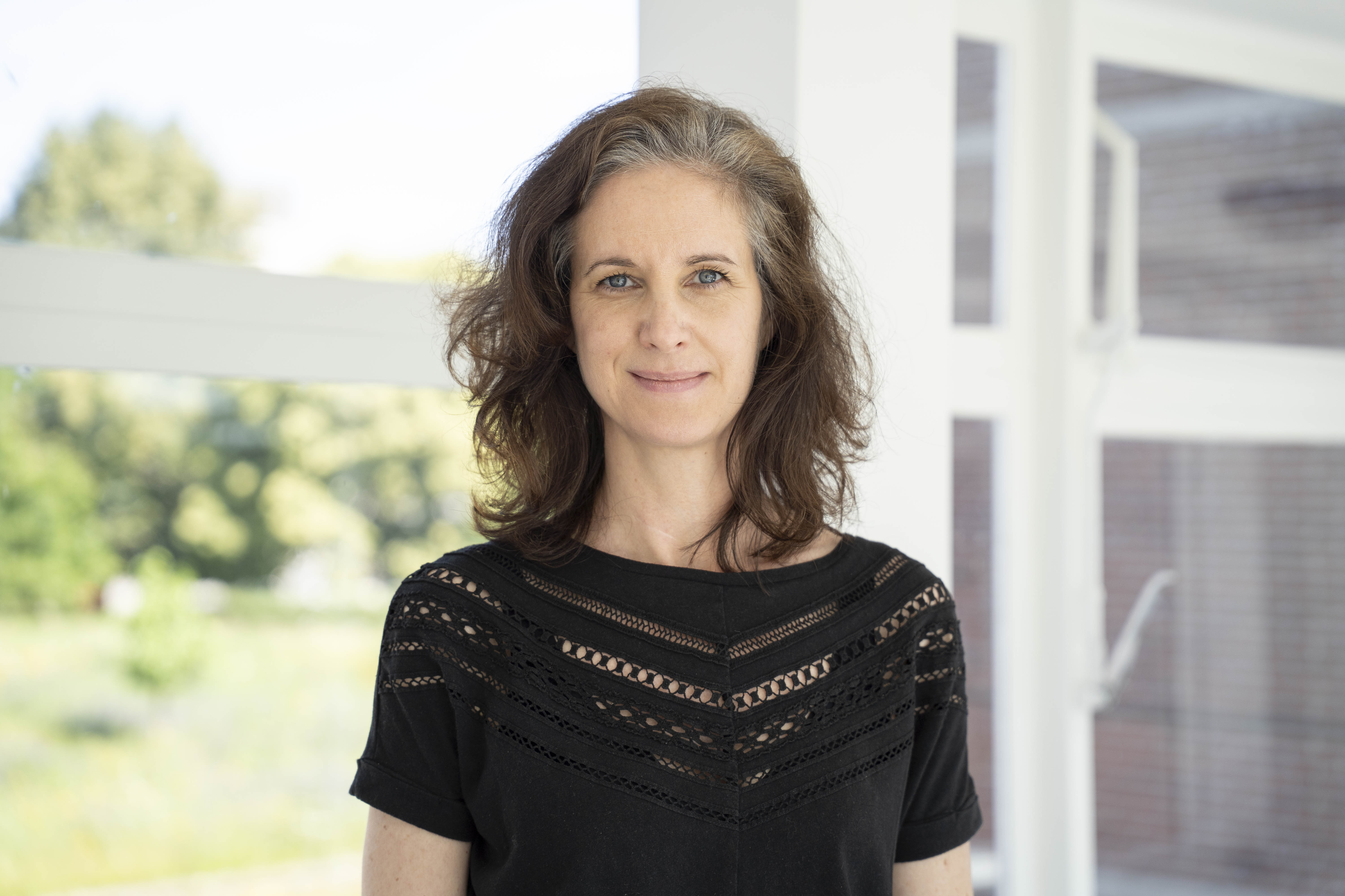 Dr. Sarah Janssens