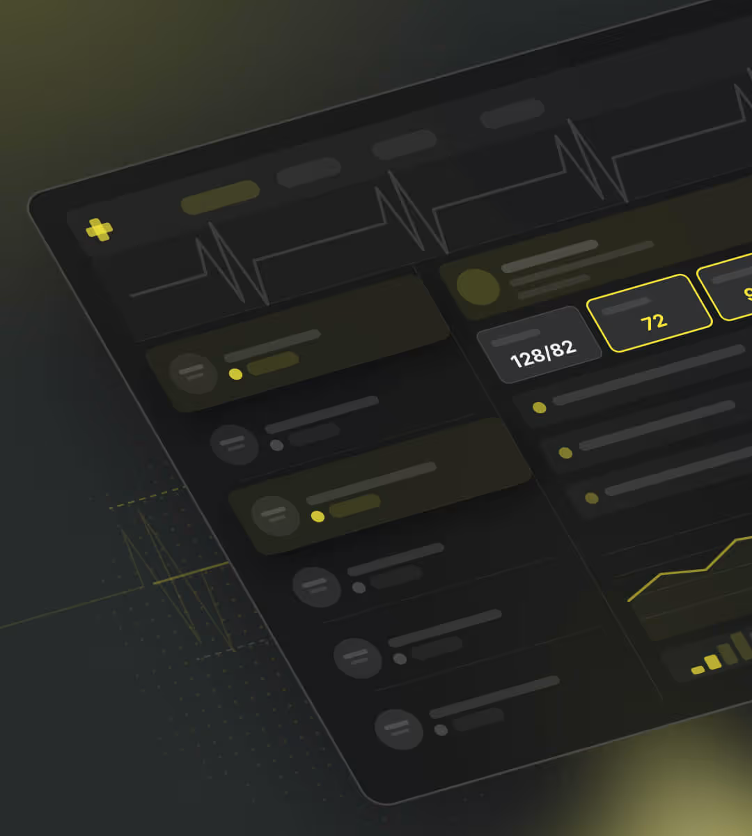 Digitales Gesundheitsdashboard auf einem Tablet zeigt Herzfrequenz, Blutdruck und statistische Grafiken.