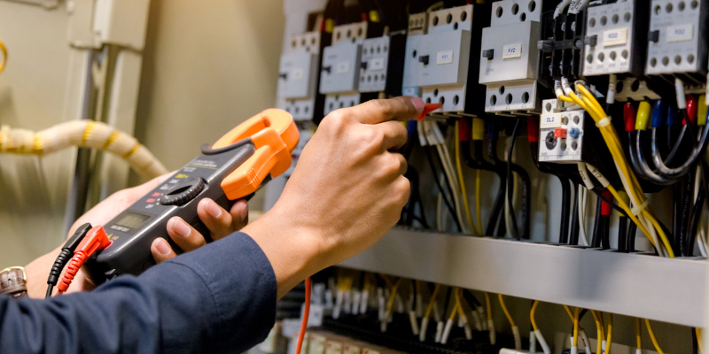 Emergency electrical repair services