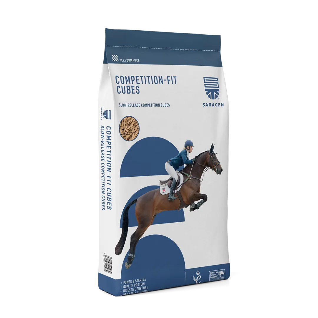 COMPETITION-FIT CUBES | Designed for competition horses, these oat-free cubes provide high energy with digestive support from live yeast, plus excellent palatability with long-lasting mint flavour.