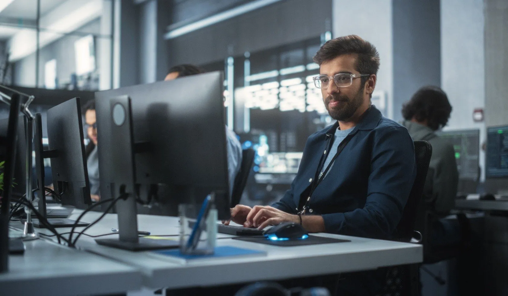 Un espion intelligent avec mon petit œil : la sécurité intelligente sournoise d'Acre !