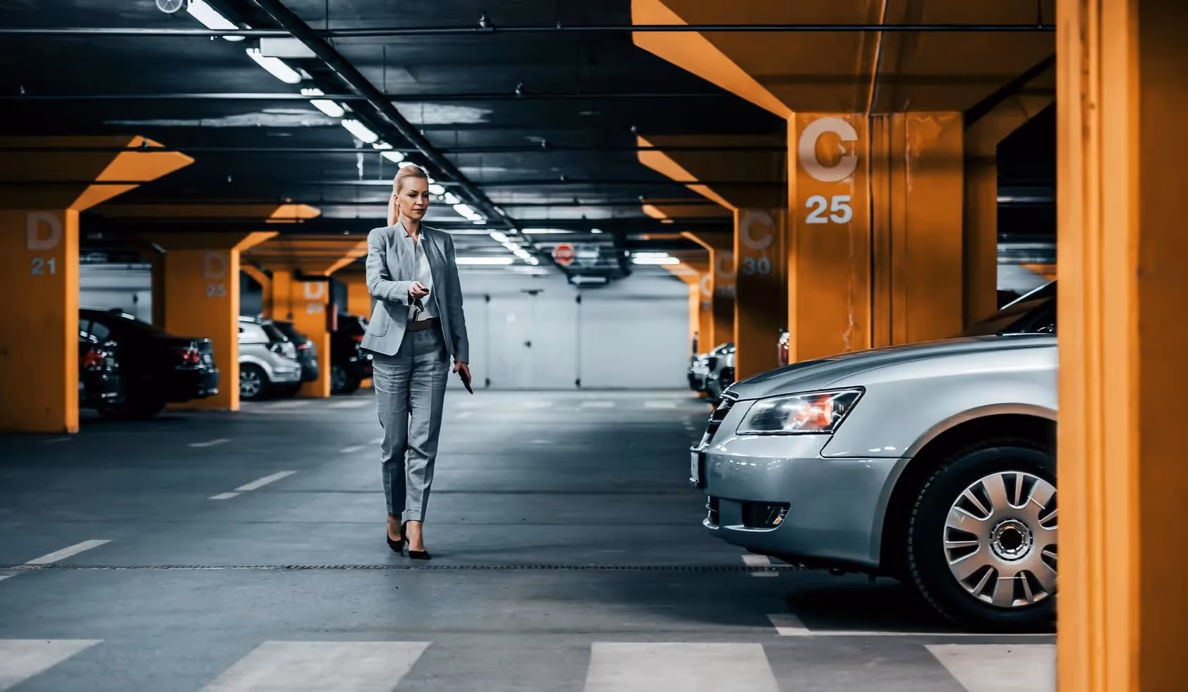 Améliorez les premières impressions de vos visiteurs grâce à des systèmes de gestion de stationnement efficaces