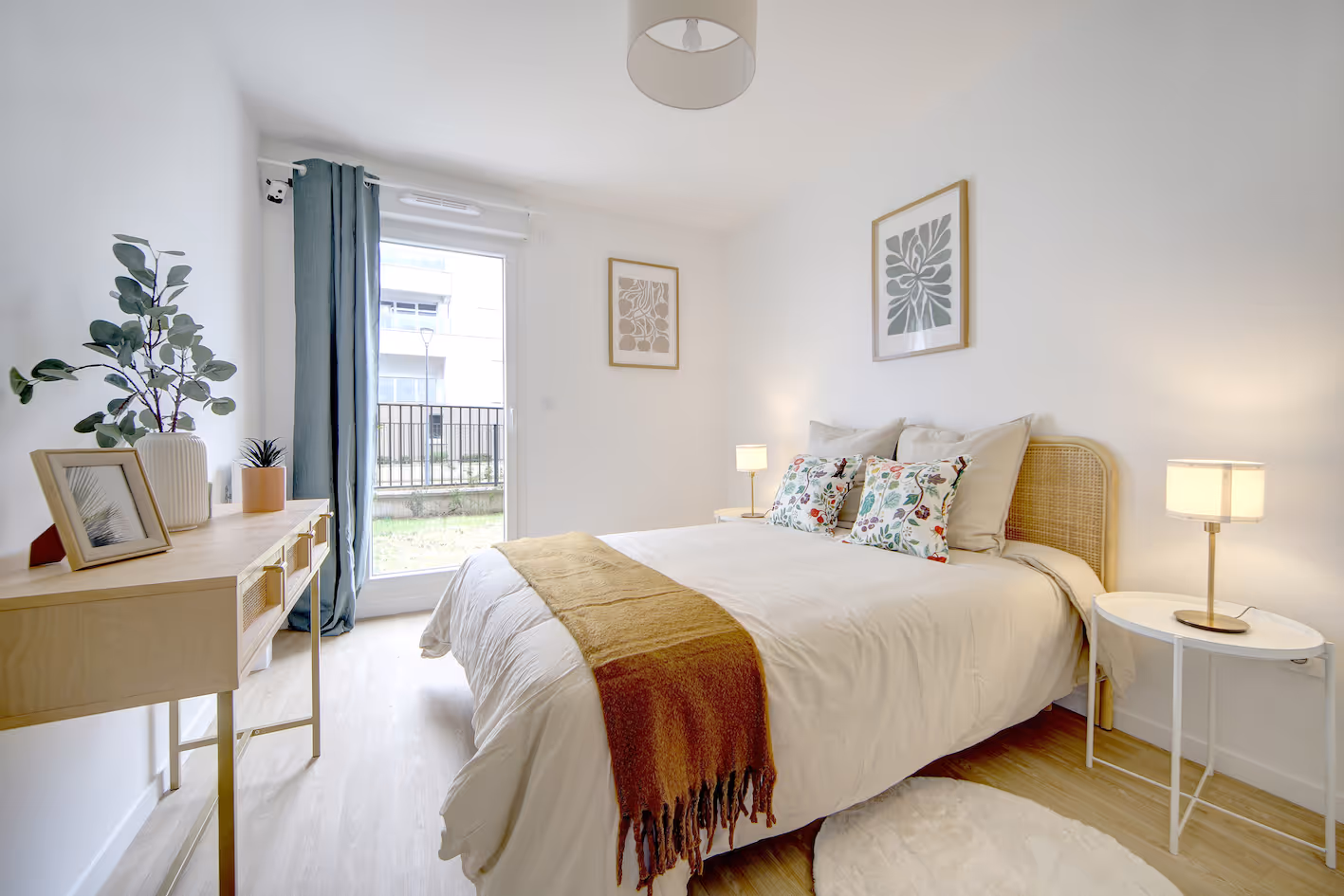 a cosy room with a big bad