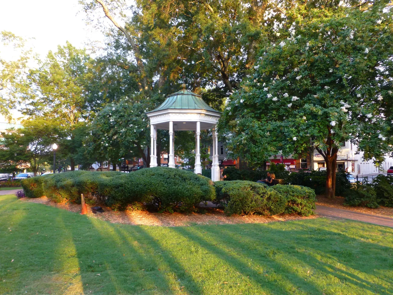 Neighborhood Spotlight: What Makes the Area Around Victorian Village Apartments Unique