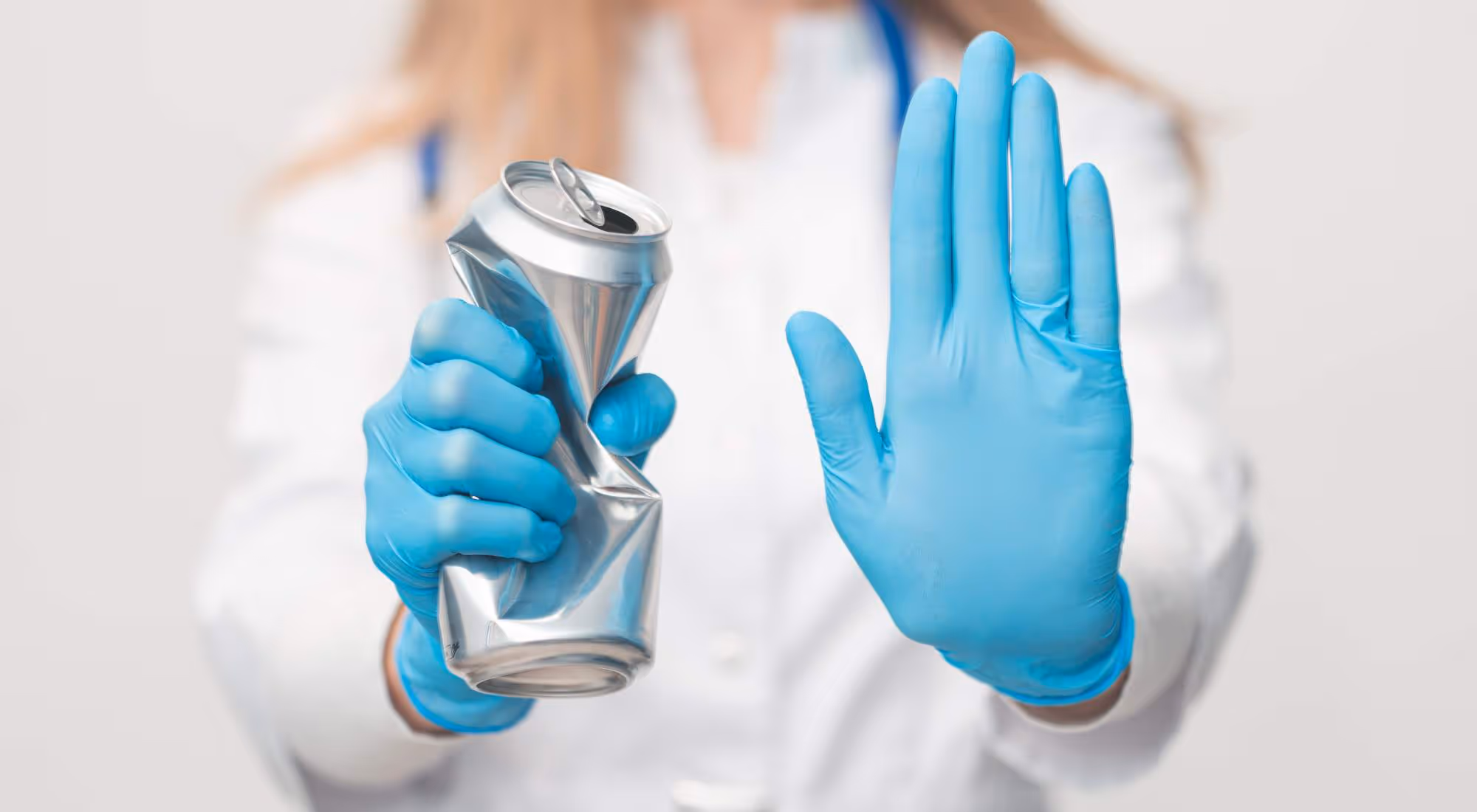 can alcohol withdrawal cause a-stroke