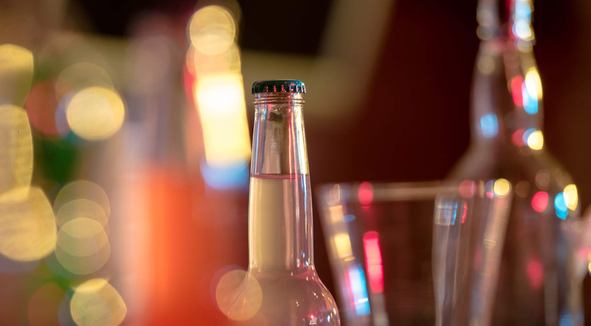 can drinking alcohol cause blood in your urine