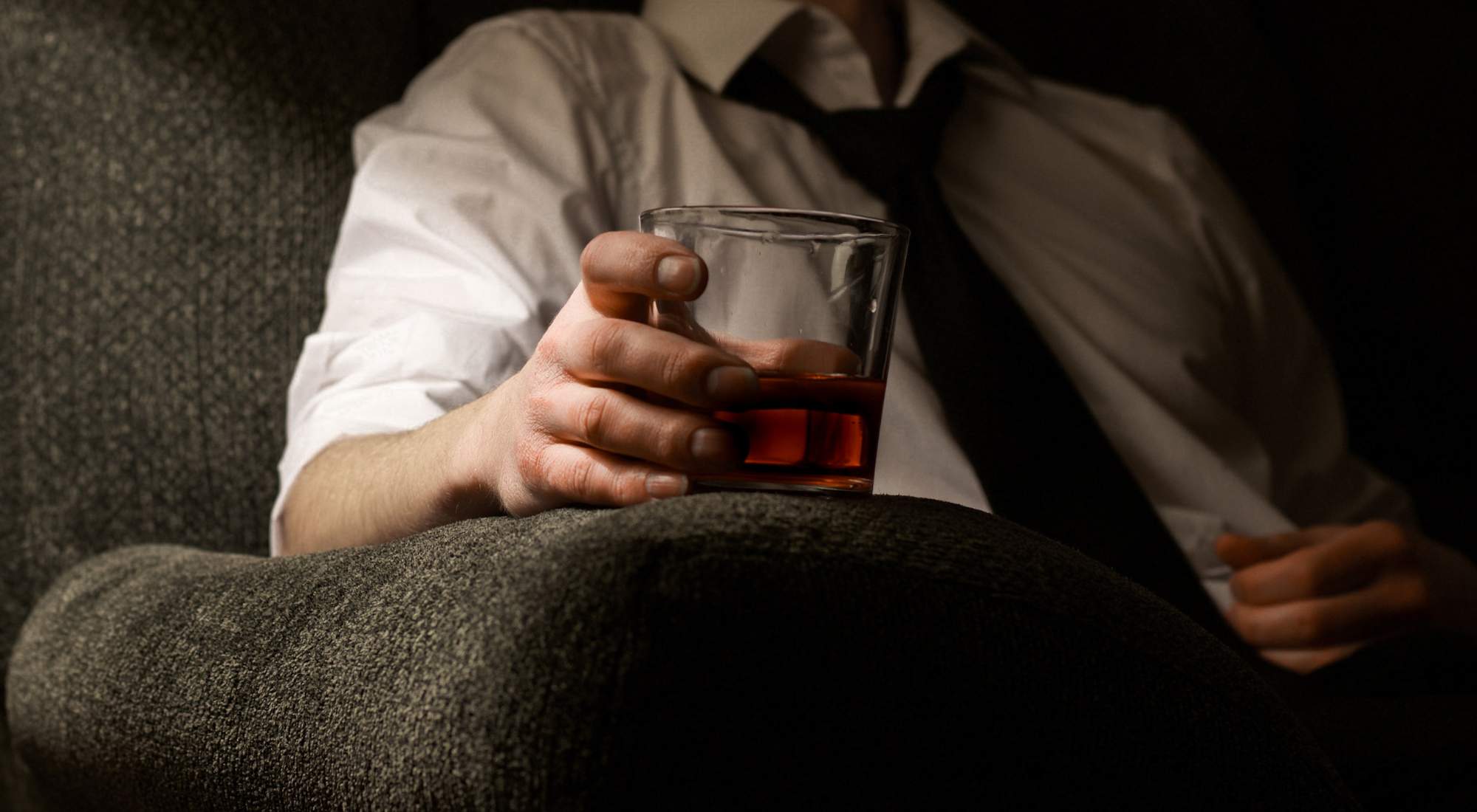how long does it take to become addicted to alcohol