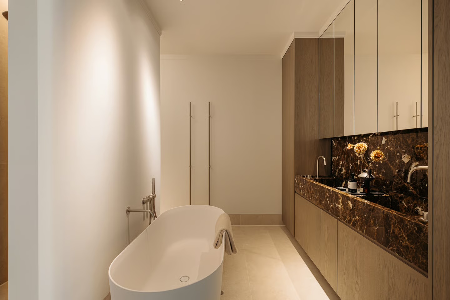 Bathroom with freestanding bath at Waldeck Pyrmontlaan