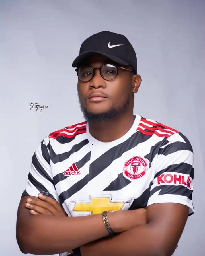Anthony deyoce photoshoot wearing a sport jersey