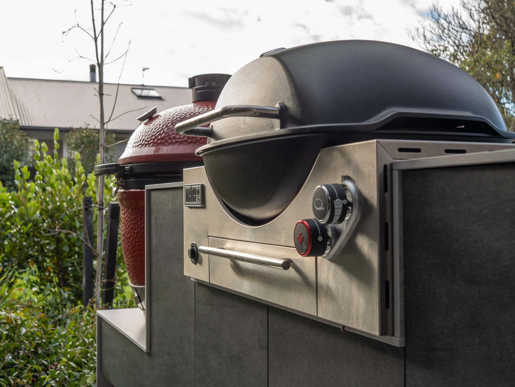 Inbuilt webber and Kamado Joe Egg - outdoor kitchen 