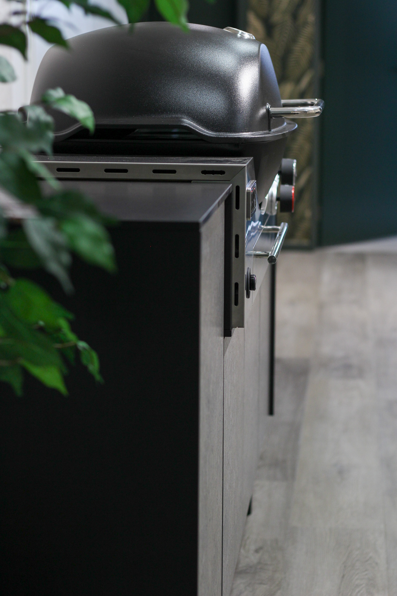 The Cubb By Wild Kitchens with a inbuilt Weber. Sirius Benchtop and Graphite Cabinet fronts