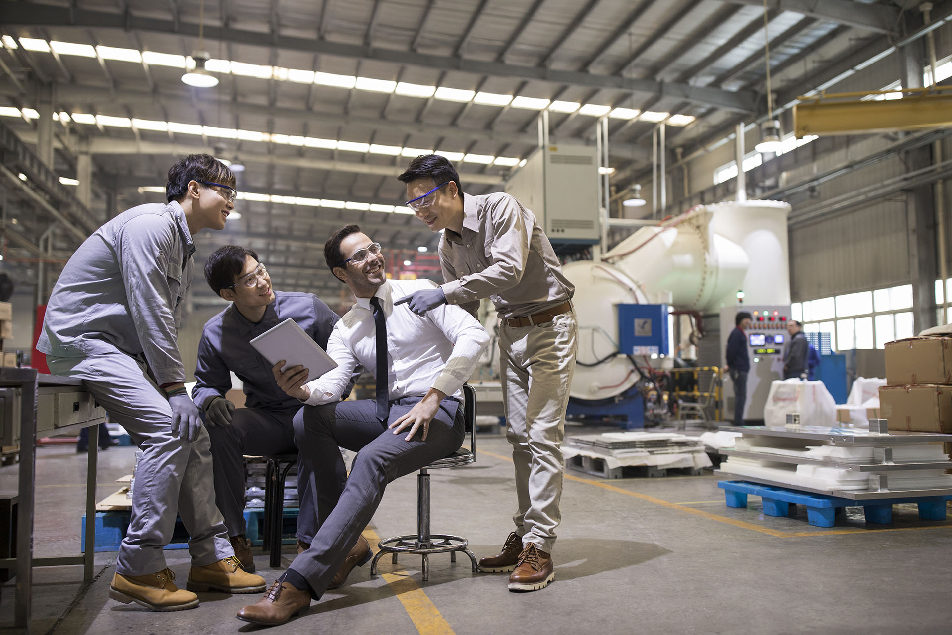 Klear makes it easy for your whole team to collaborate