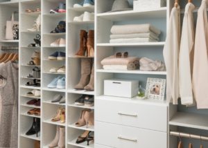 Downsizing: The Art of De-Cluttering, Simplifying and Organizing - Talie Jane Interiors