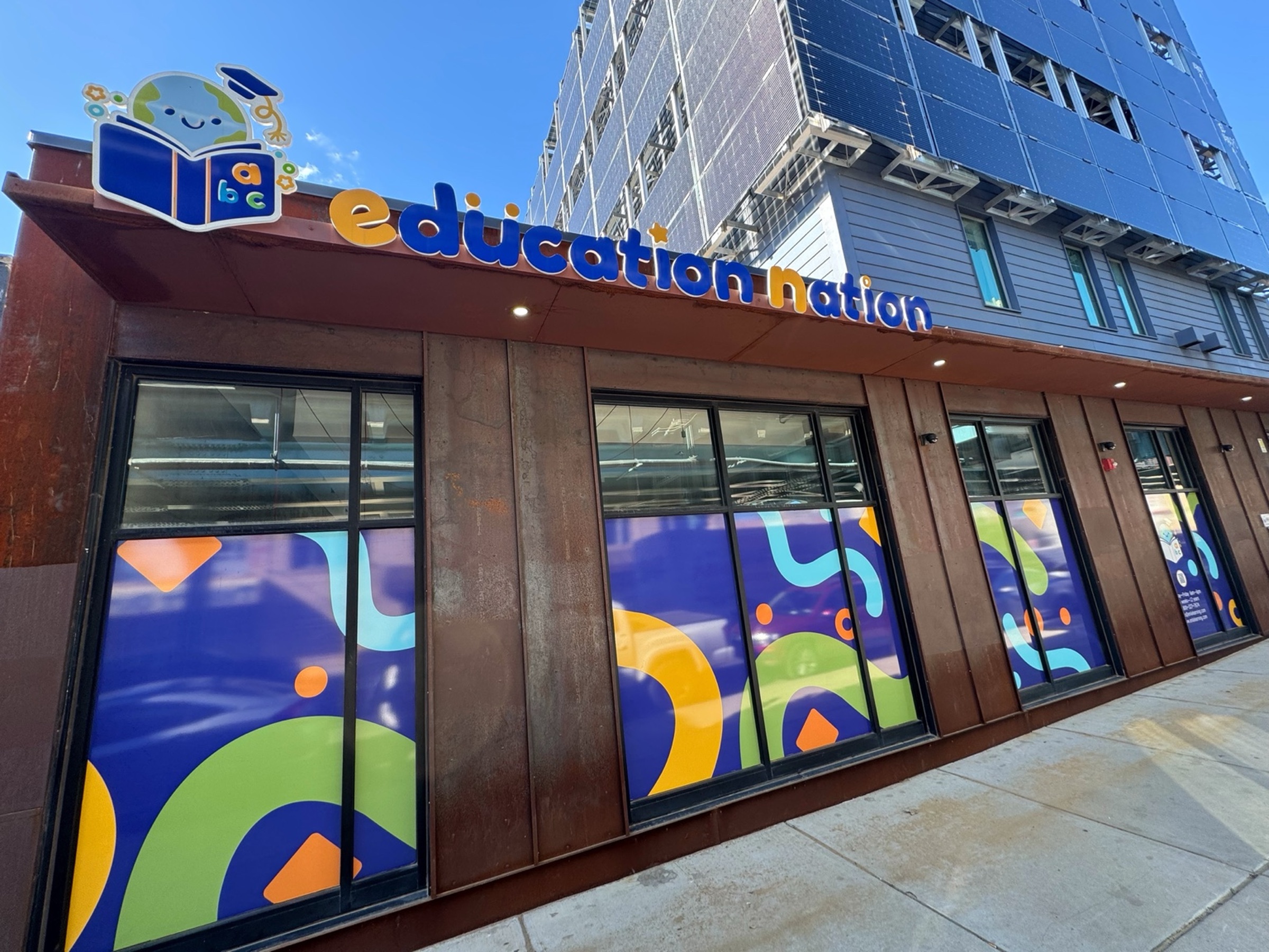Exterior of ENLA Learning daycare in Fishtown
