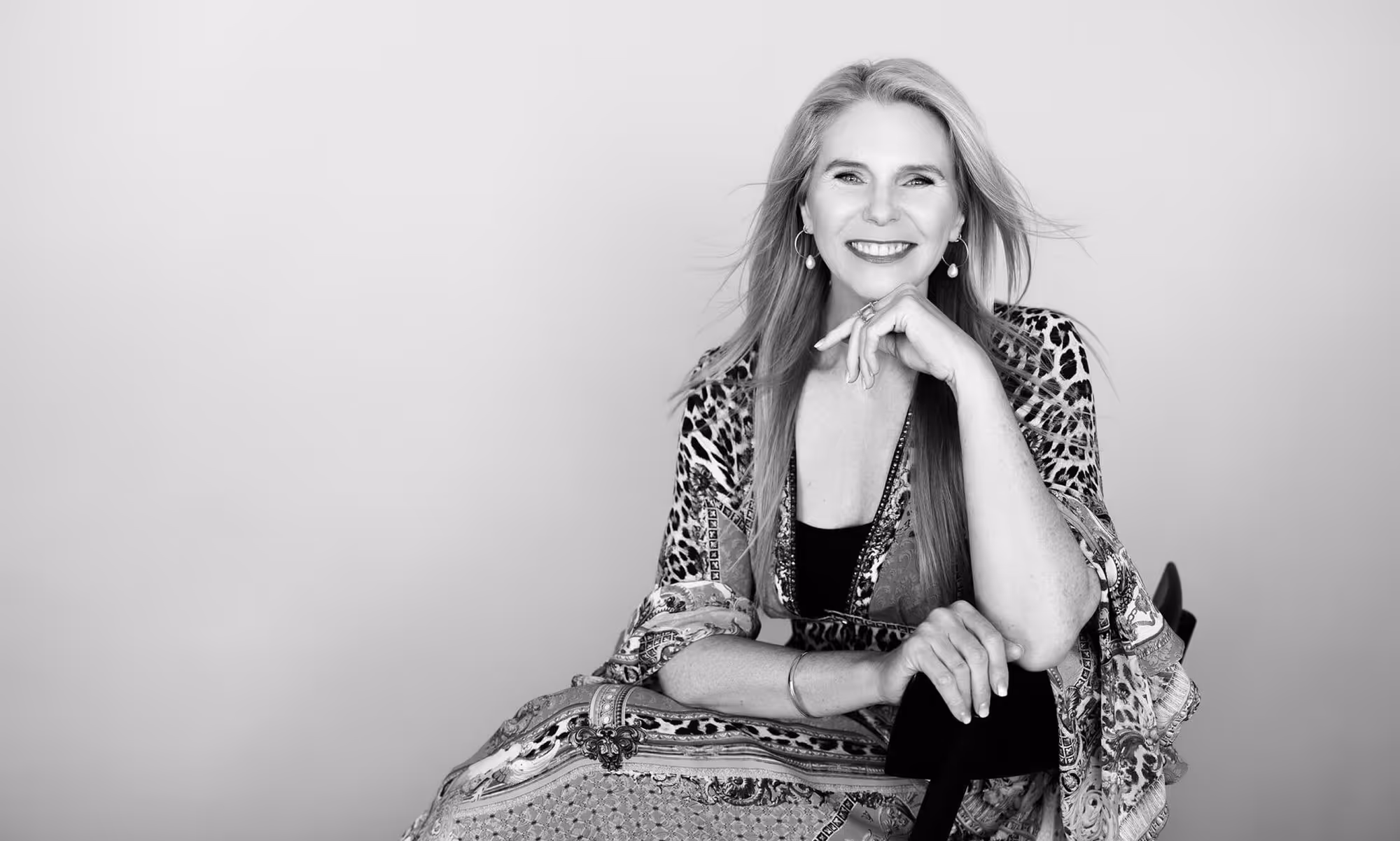 Portrait of Philippa Bennett peri and post menopause coach