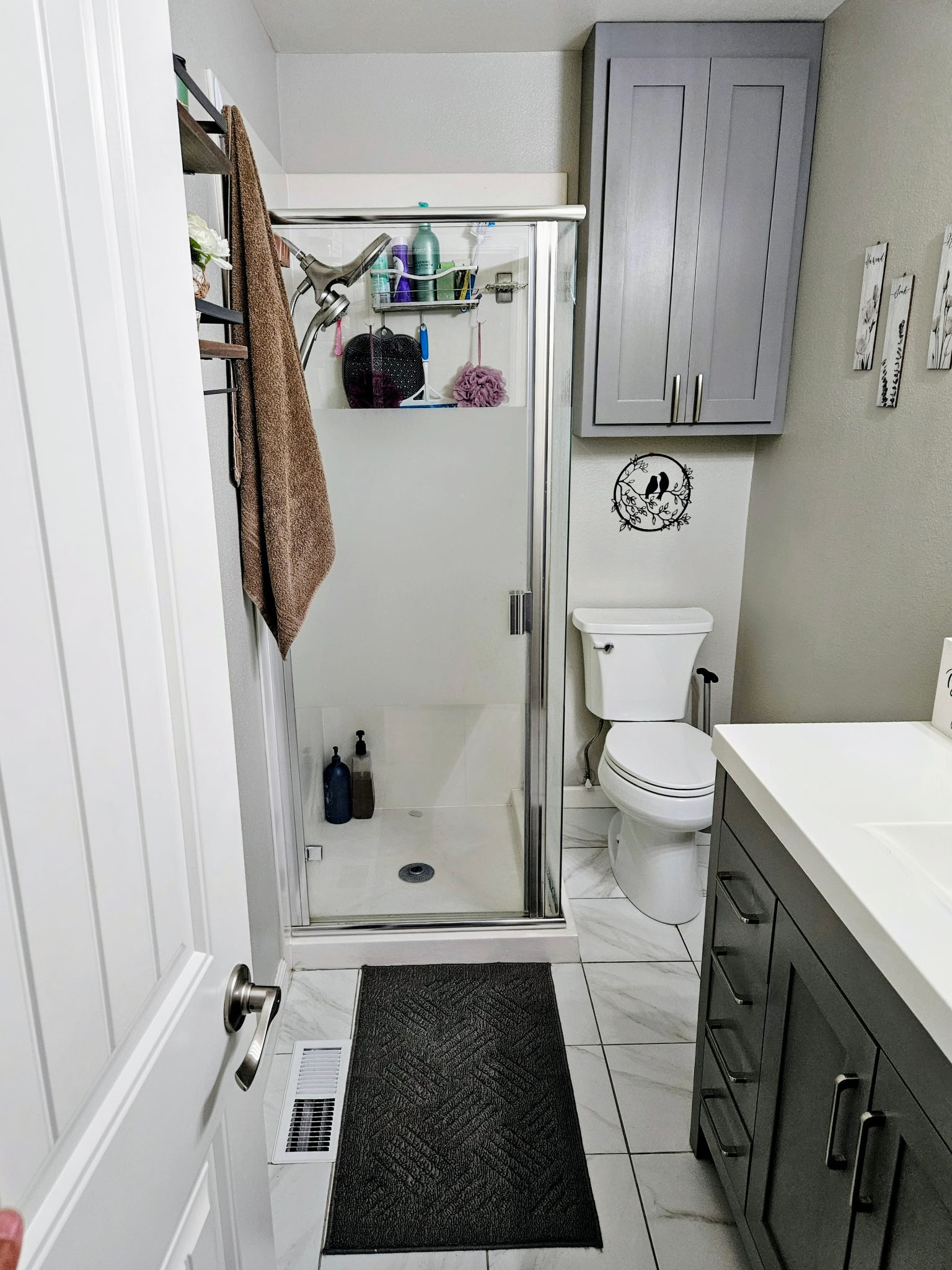 Bathroom before renovation