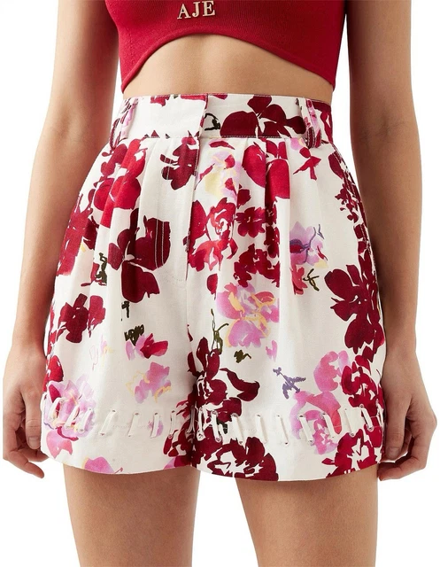 Unlace Short