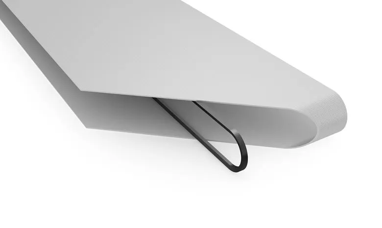 Belt configuration with guiding profile for enhanced stability