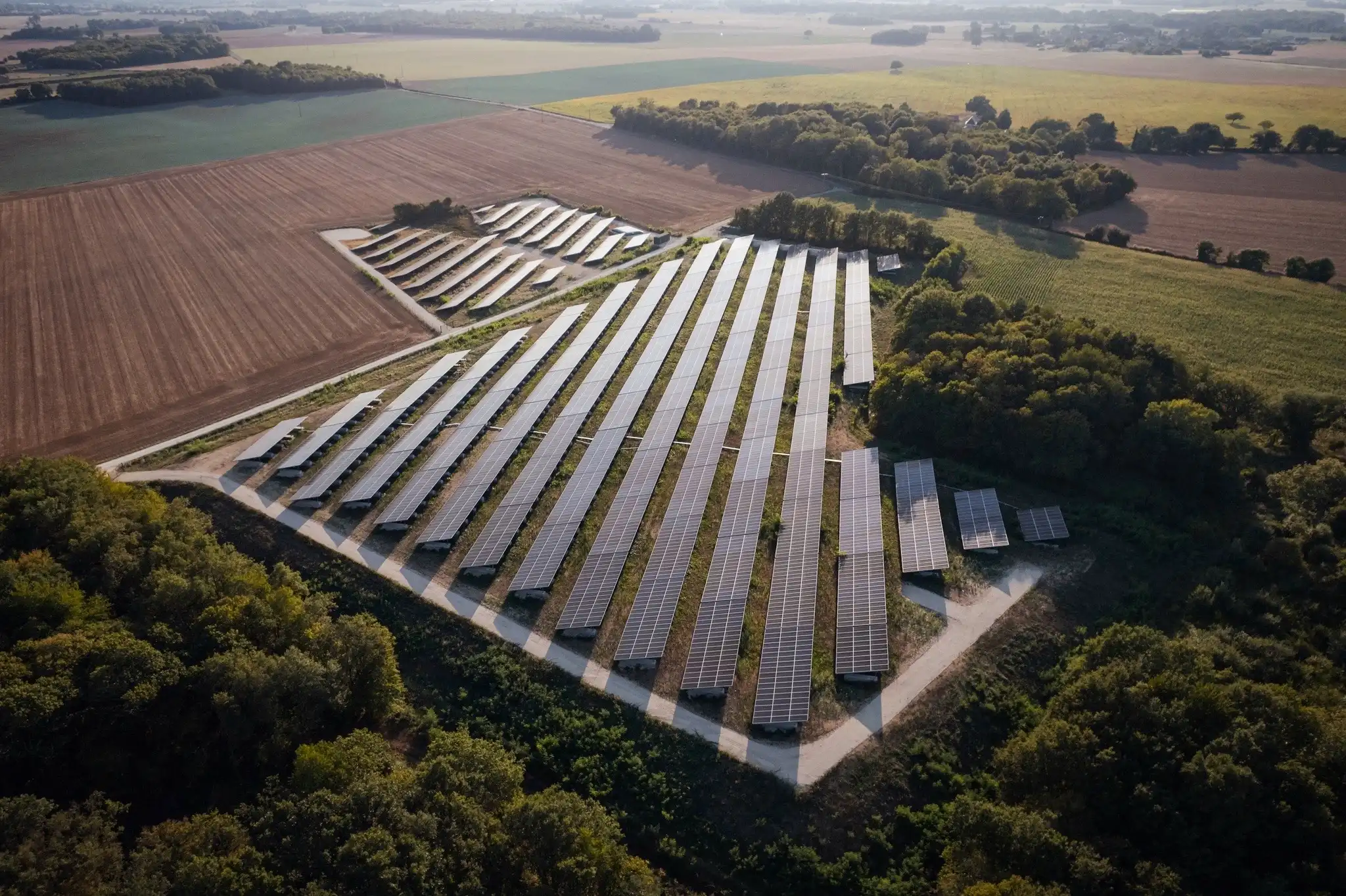 centrale photovoltaïque réalisée pour Sergies par Triangle Horizon